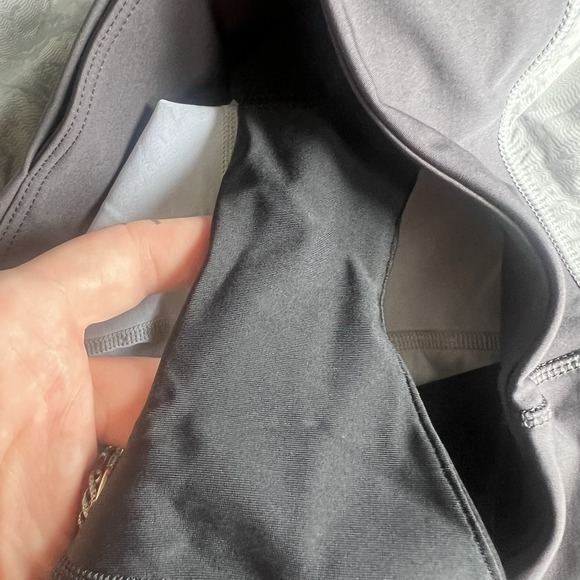 Vuori Women's Omni Performance Short Gray Pattern Size XS - Picture 5 of 7